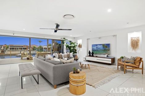Property photo of 11 Smugglers Place Runaway Bay QLD 4216