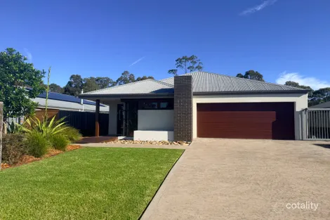 5 Somerset Ave, South Nowra, NSW 2541