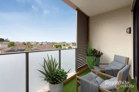Property photo of 202/888 Glen Huntly Road Caulfield South VIC 3162