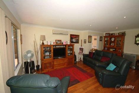 Property photo of 15 Autumn Glen Dawesville WA 6211