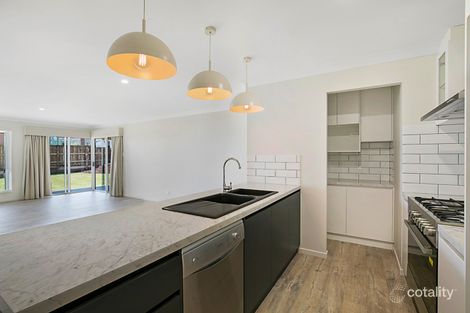 Property photo of 17 Graves Drive Kearneys Spring QLD 4350