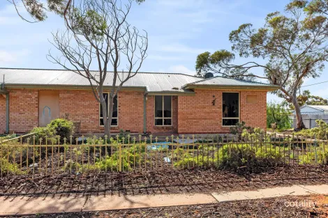 Property photo of 12 Hughes Street Whyalla Stuart SA 5608
