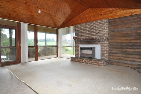 11 Aclare Rd, Cockatoo, VIC 3781