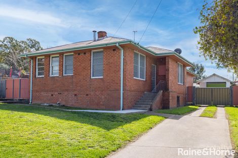 19 Hill St, West Bathurst, NSW 2795