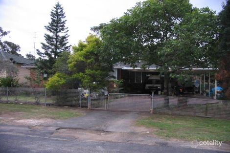 33 Avonlea Ave, Gorokan, NSW 2263