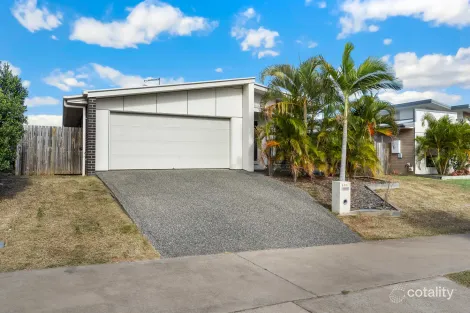111 Springfield Dr, Norman Gardens, QLD 4701