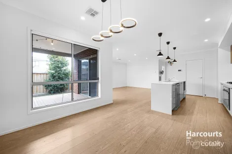 Property photo of 13 Battery Road Point Cook VIC 3030