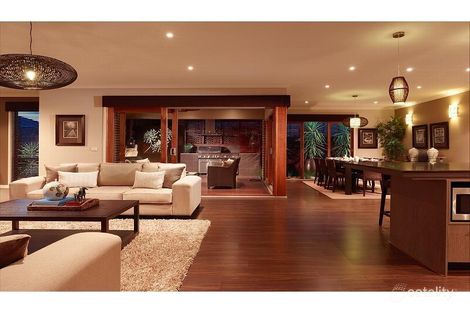 Property photo of 34 Bonnington Boulevard Clyde North VIC 3978