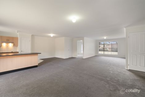 Property photo of 28 Budgeree Drive Aberglasslyn NSW 2320