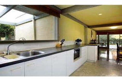 Property photo of 13 Ashley Grove Malvern VIC 3144