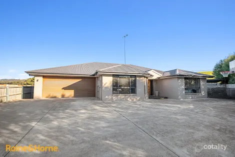 Property photo of 24 Corlacus Drive Kingston TAS 7050