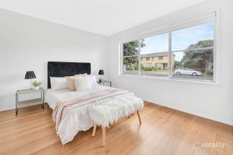 Property photo of 104 Market Road Werribee VIC 3030