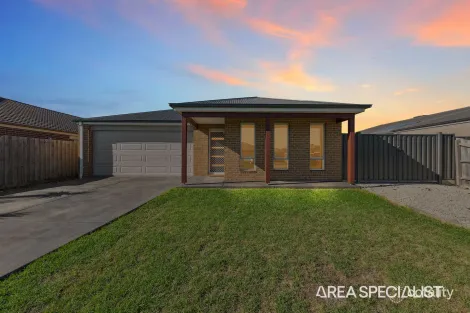 Property photo of 11 Jade Avenue Koo Wee Rup VIC 3981