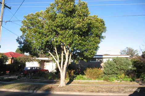 Property photo of 12 Lowen Road Glen Waverley VIC 3150