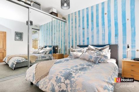 Property photo of 15A Newington Road Marrickville NSW 2204