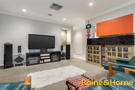 Property photo of 19 Carabeen Way Lyndhurst VIC 3975