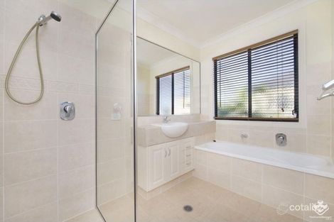 Property photo of 29 Ken Crescent Helensvale QLD 4212