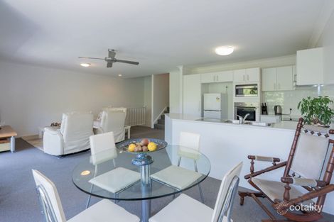 Property photo of 42/15 Simpsons Road Elanora QLD 4221