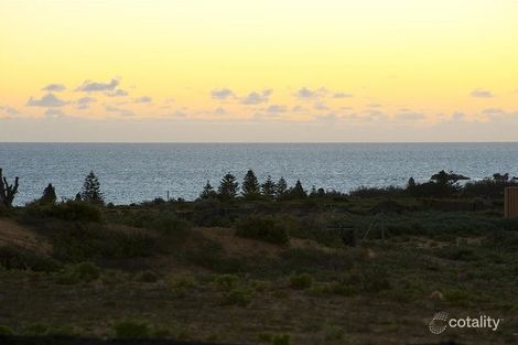 Property photo of 32 Achilles Loop Iluka WA 6028