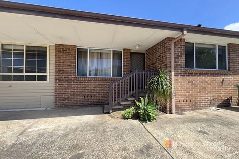 Property photo of 2/2 Arthur Drive Wyong NSW 2259