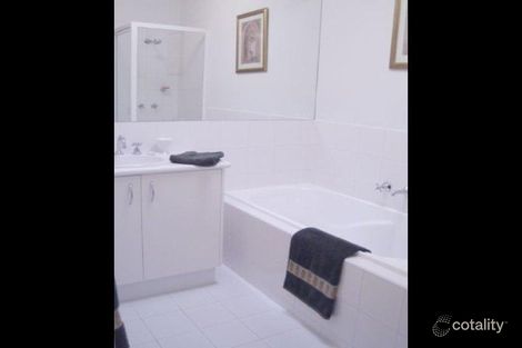Property photo of 13/22 Ventosa Way Werribee VIC 3030