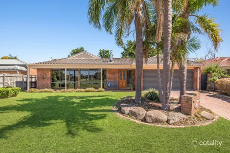 Property photo of 10 Golf Course Lane Safety Beach VIC 3936