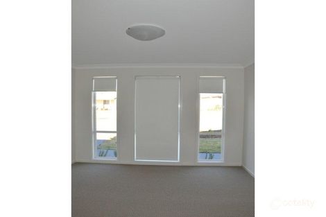 Property photo of 5 Clure Place Goulburn NSW 2580