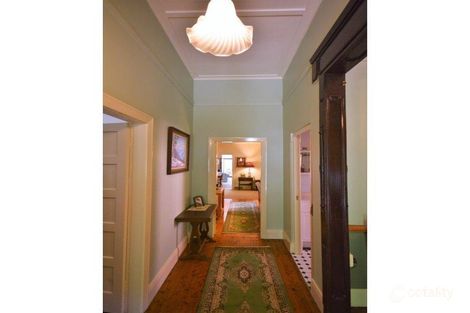 136 Gurwood St, Wagga Wagga, NSW 2650