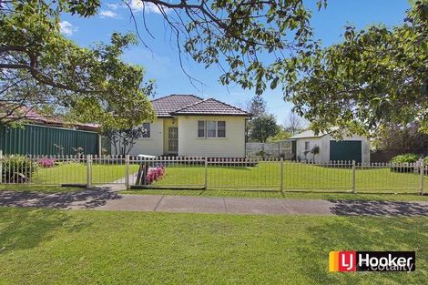 Property photo of 18 Carrington Street Seven Hills NSW 2147