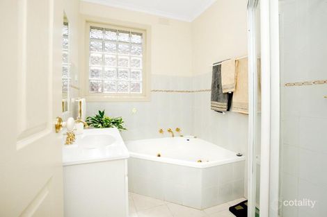 Property photo of 21 Edgevale Road Bulleen VIC 3105