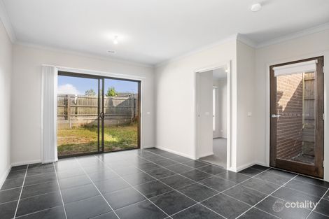 Property photo of 4 Flint Close Doreen VIC 3754