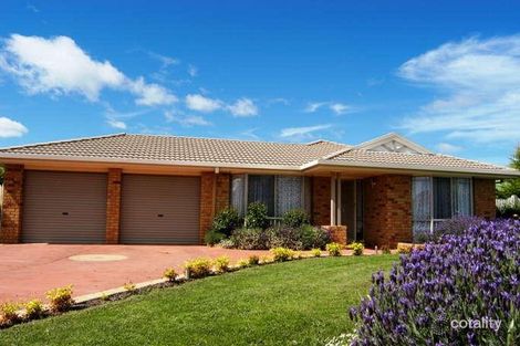 18 Ewing Dr, Romsey, VIC 3434