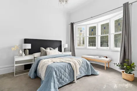 Property photo of 213 Buckley Street Seddon VIC 3011