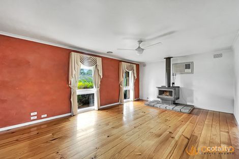 Property photo of 8 Greenlaw Crescent Berwick VIC 3806