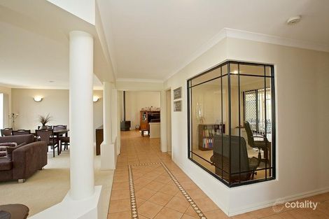Property photo of 22 Warringah Close Kallaroo WA 6025