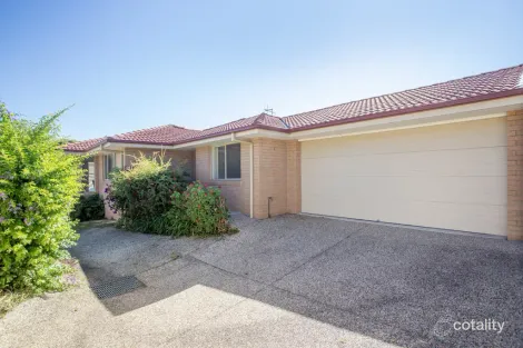 8b Duranbar Pl, Taree, NSW 2430