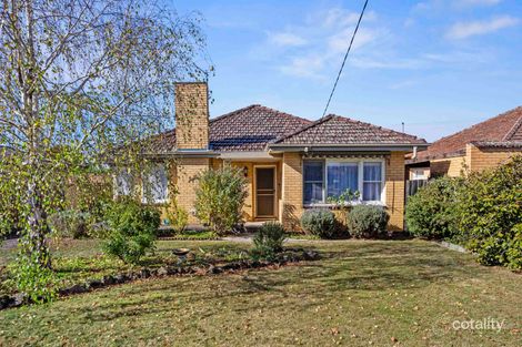8 Grammar St, Wendouree, VIC 3355