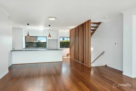 Property photo of 15 Pickwick Street Cannon Hill QLD 4170