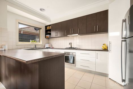 Property photo of 2/5 Plymouth Avenue Pascoe Vale VIC 3044
