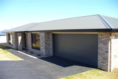 Property photo of 16 Schaefer Court Westbrook QLD 4350