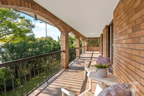 Property photo of 59 Meadowlands Road Carindale QLD 4152