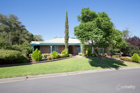 2 Parry Cres, Redwood Park, SA 5097