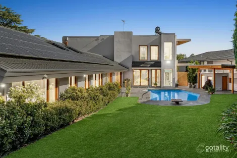 Property photo of 303 The Boulevard Ivanhoe East VIC 3079