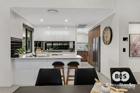 Property photo of 41 Hazelgrove Crescent Millbridge WA 6232