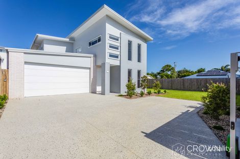 16 Robert St, Clontarf, QLD 4019