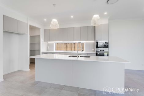 Property photo of 16 Robert Street Clontarf QLD 4019