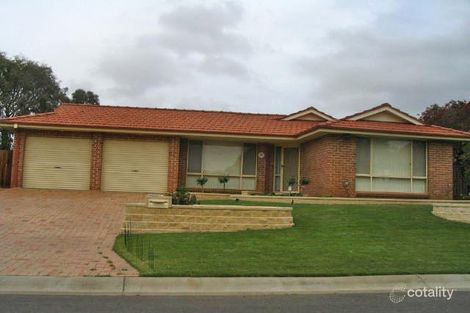 4 Bodalla Ct, Wattle Grove, NSW 2173