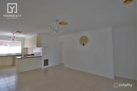 Property photo of 5 Walnut Court Shepparton VIC 3630