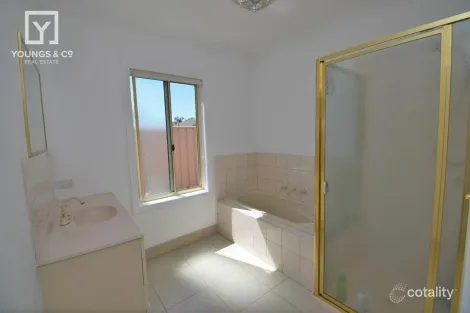 Property photo of 5 Walnut Court Shepparton VIC 3630