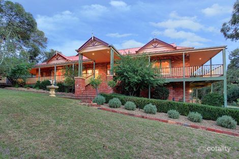 Property photo of 11 Parkland Close Frankston South VIC 3199
